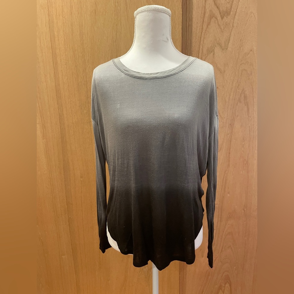 Silence + Noise Gradient Gray and Black Blouse